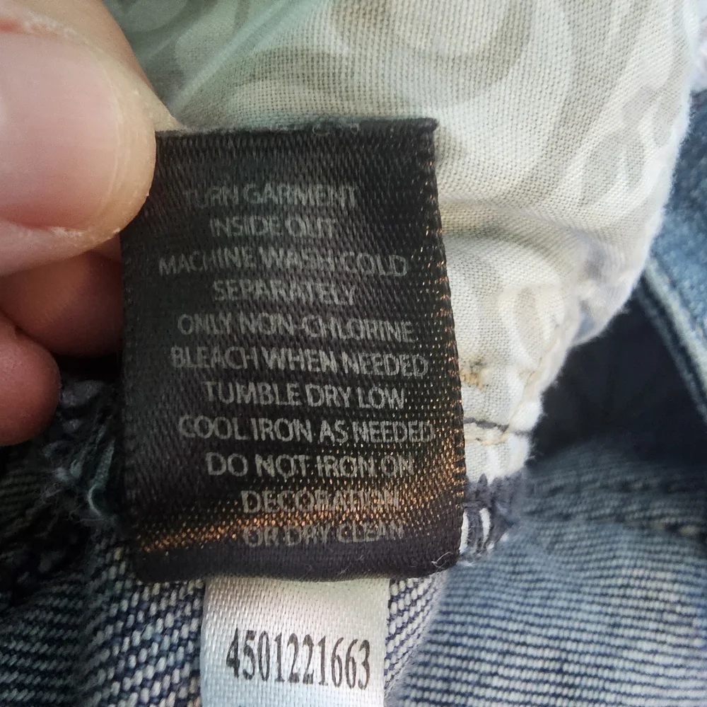 White House Black Market Blanc Distressed Jeans Women's Sz 6 Crop - Picture 15 of 15